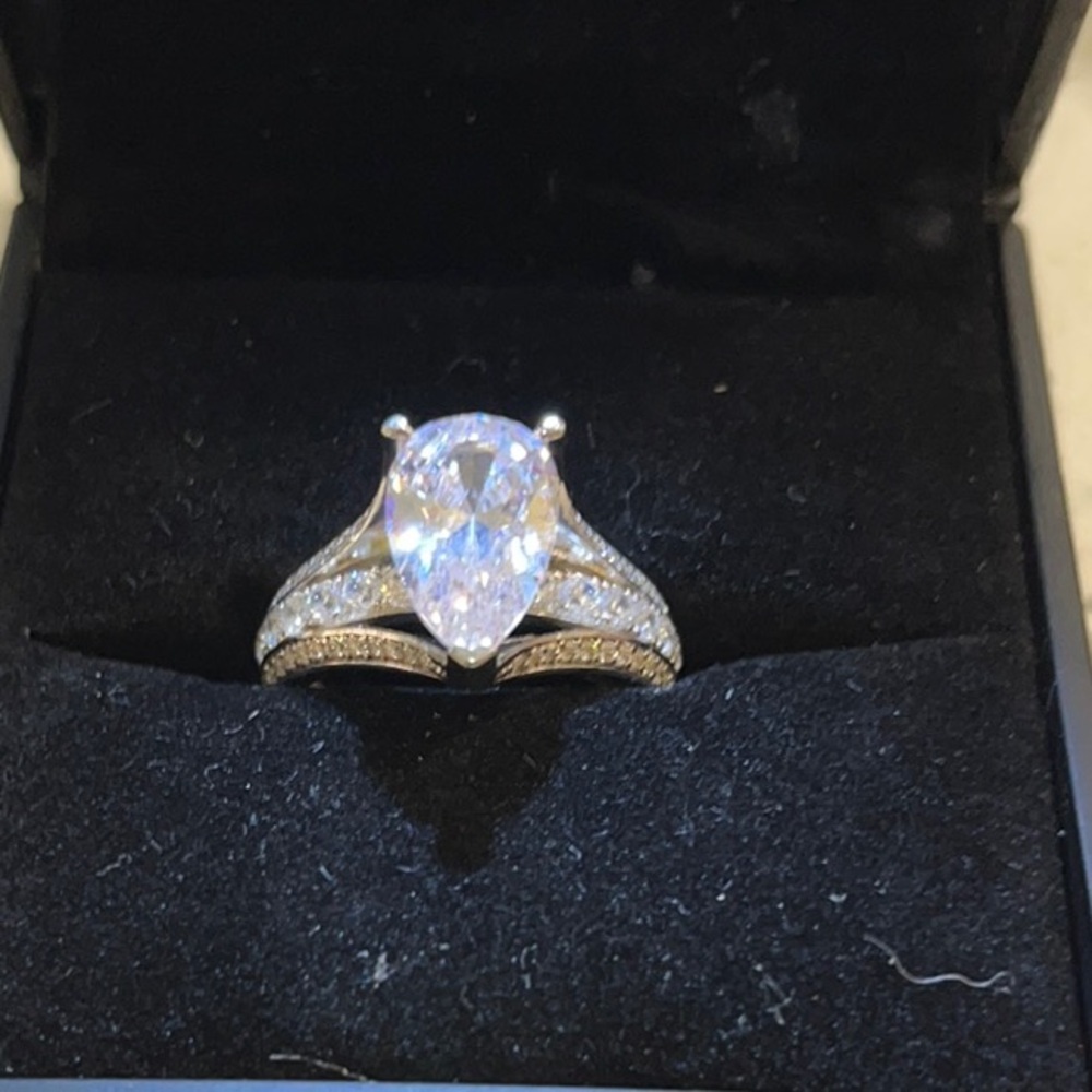 Elegant Sterling Silver Rings with Tear Drop CZ Center Stone